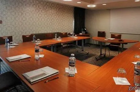Ibis Styles Clermont-Ferrand Aeroport 